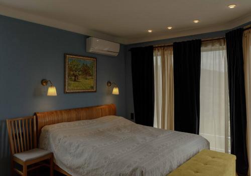 Gallery image of villa a in Skala Marion