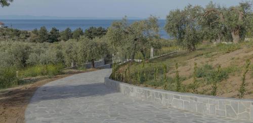 Gallery image of villa a in Skala Marion