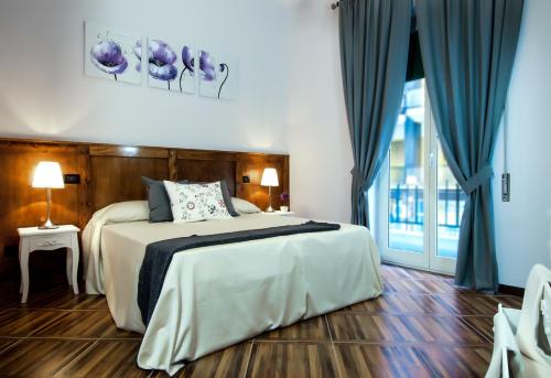 A bed or beds in a room at Your Bed Napoli