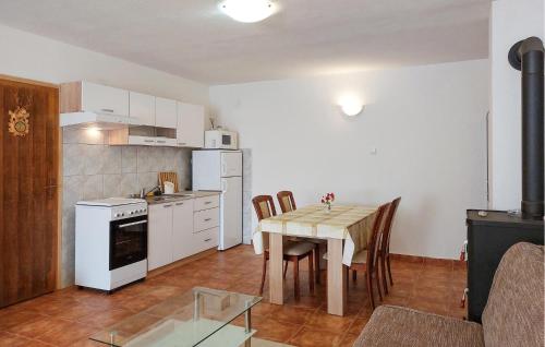 Lovely Apartment In Labin With Wifi