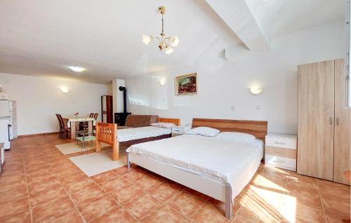 Lovely Apartment In Labin With Wifi