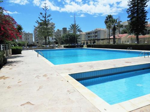 The swimming pool at or close to Coco De Mer 408