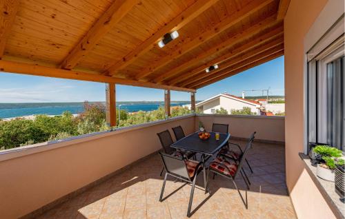 Stunning Apartment In Maslenica