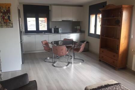 A kitchen or kitchenette at Apartamento Central