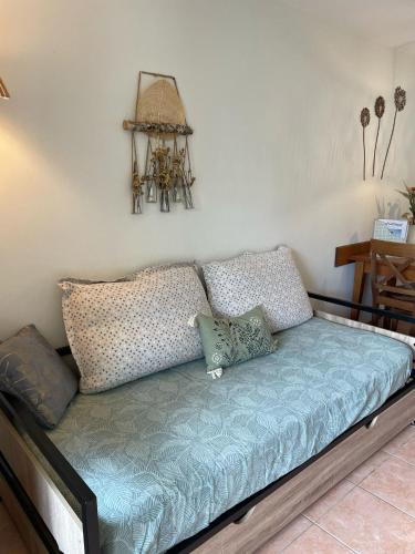 Fotografie z fotogalerie ubytování Charmant T2 PISCINE chambre lit double dans résidence du Lac v destinaci Monflanquin