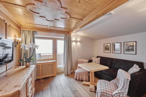 Гостиная зона в Fernsicht Alpen-Apartments