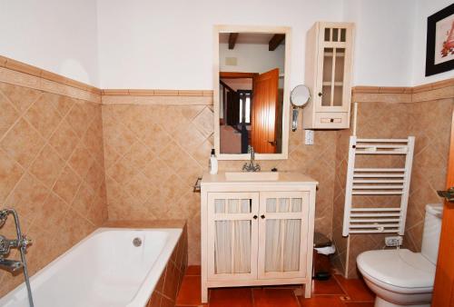 Ένα μπάνιο στο La Fragua de la Villa