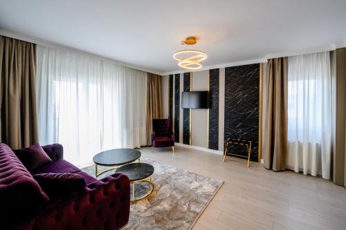 Istumisnurk majutusasutuses Elitte Inn & Suites
