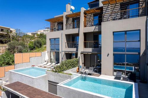 Omnia Villas - "Heated" Pools - Holiways Collection