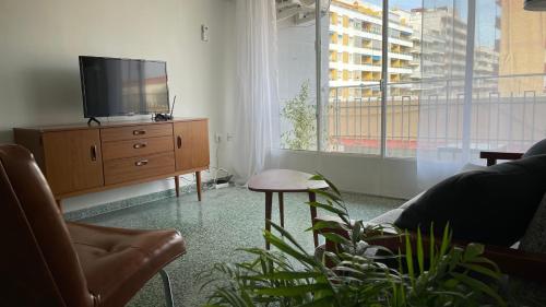 Luminoso piso cerca de la playa