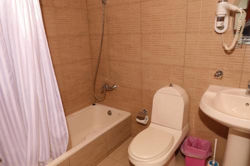 Koupelna v ubytování Samar Resort Aparthotel