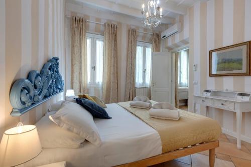 Agnolo Apartment by Mamo Florence