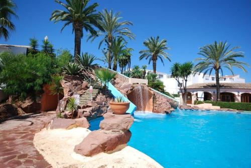 Magnifico Chalet en Jávea a 5 minutos de la playa.