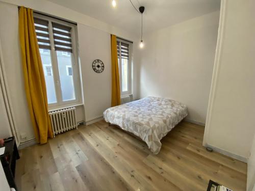 Postel nebo postele na pokoji v ubytování 43 Proche centre