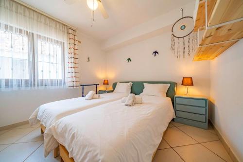 Valerie's Lux Summer House