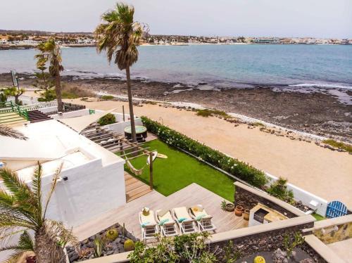Villa Maluhia Frente Al Mar y Jacuzzi, Corralejo