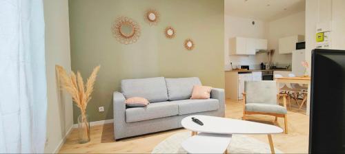Appartements à thèmeにあるキッチンまたは簡易キッチン