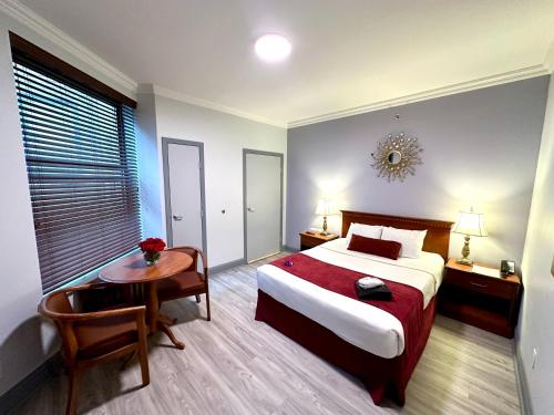 Hotel St. James Image