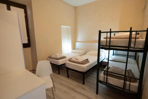 Cama o camas de una habitación en Hotel & Hostel 7