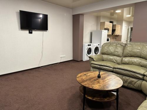 TV i/ili multimedijalni sistem u objektu Živelina