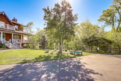 Sevierville Home w/ Mountain & Countryside Views photo 29