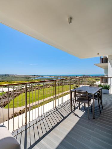Bayline - Beachfront Bliss & Spa by Bedzy