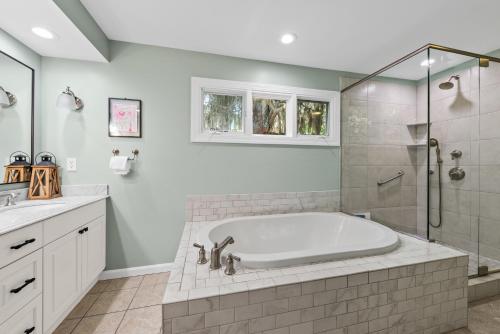 Koupelna v ubytování 2626 High Hammock