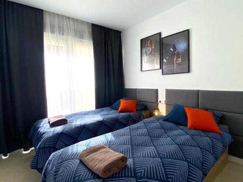 Impresionante apartamento con vistas a la piscina
