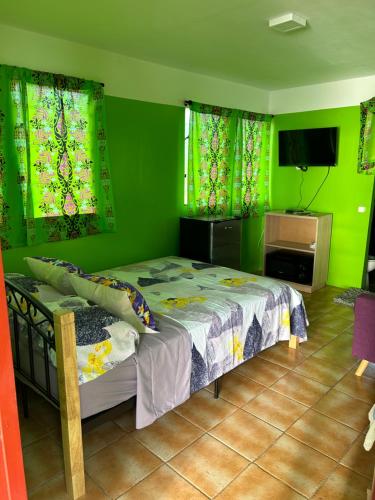 LM Huahine Houses
