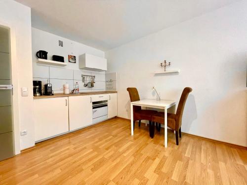 Virtuvė arba virtuvėlė apgyvendinimo įstaigoje Premium Studio Flingern