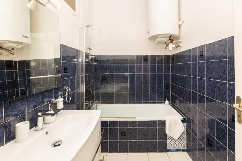 Elegant 2 rooms in the heart of Cannes