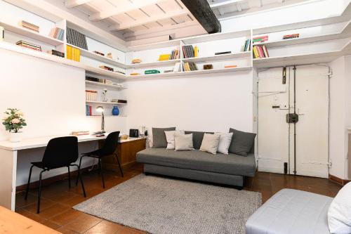 Central near Piazza Navona by NDP rent