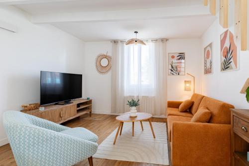 Photo de la galerie de l'établissement Belle maison de ville, à LʼIsle-dʼEspagnac