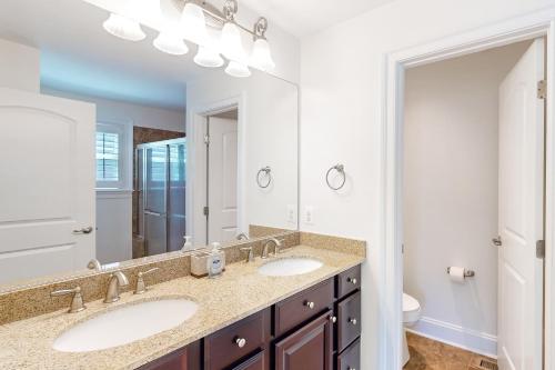 Koupelna v ubytování Bayside Resort --- 32418 Juniper Terrace