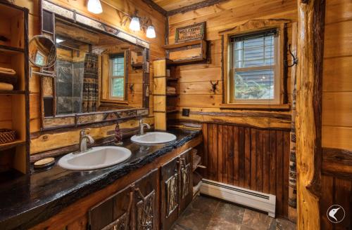 Your DREAM ski chalet! Minutes to Whiteface! 욕실