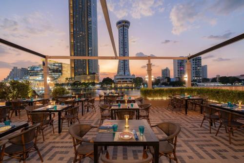 Εστιατόριο ή άλλο μέρος για φαγητό στο Royal Orchid Sheraton Riverside Hotel Bangkok