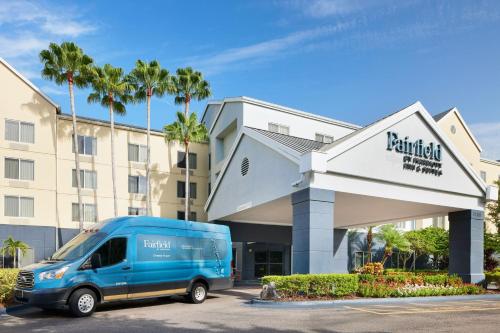 Fairfield Inn Orlando Airport Image