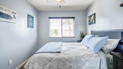 Katil atau katil-katil dalam bilik di San Diego Family Getaway - Spa, Pool, and Patio
