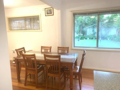 Galería fotográfica de Ideal accommodation in Glen Waverley en Glen Waverley