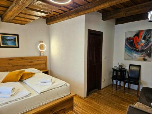 Кровать или кровати в номере B&B Plitvica Lodge