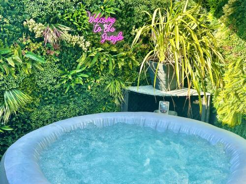 Zahrada ubytování A Hidden Gem With Private Hot Tub and Garden - Netflix - Fast Wifi - Free Parking