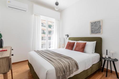 Acropolis Sunlight 2BR Apartment by UPSTREET
