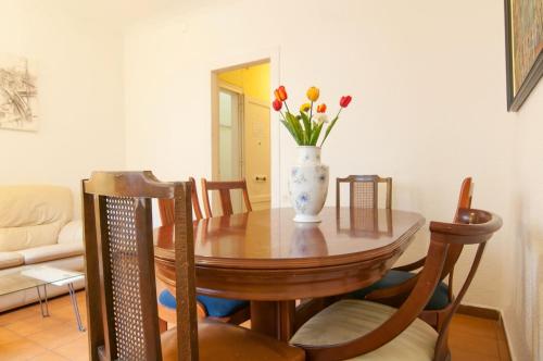 Pintor Pahissa Rooms