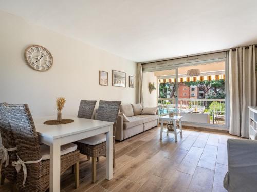 Apartment Le Zodiaque II-2 by Interhome