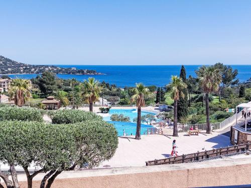 Apartment Le Village - E1 208 by Interhome