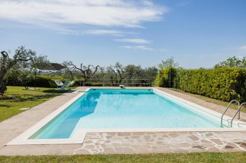 Πισίνα στο ή κοντά στο Magic Villa Bardolino