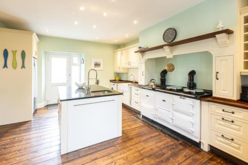 Køkken eller tekøkken på Host & Stay - Old Reading Room