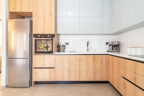 New Stylish Apt near Downtown
