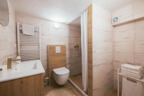 Bilik mandi di Mountain House Kosjenka