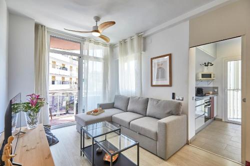 BBarcelona Modern Eixample Flat